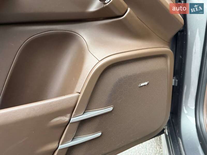 Внедорожник / Кроссовер Porsche Cayenne 2016 в Киеве фото 42 Внедорожник / Кроссовер Porsche Cayenne 2016 в Киеве