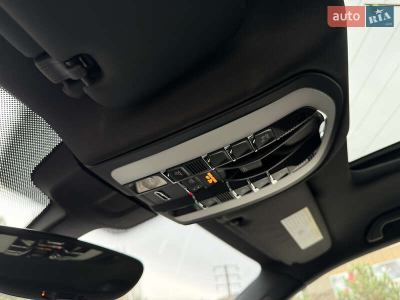 Внедорожник / Кроссовер Porsche Cayenne 2014 в Одессе