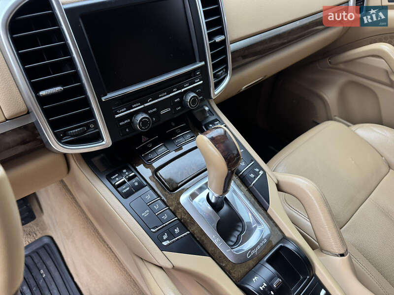 Позашляховик / Кросовер Porsche Cayenne 2012 в Львові фото 12 Позашляховик / Кросовер Porsche Cayenne 2012 в Львові