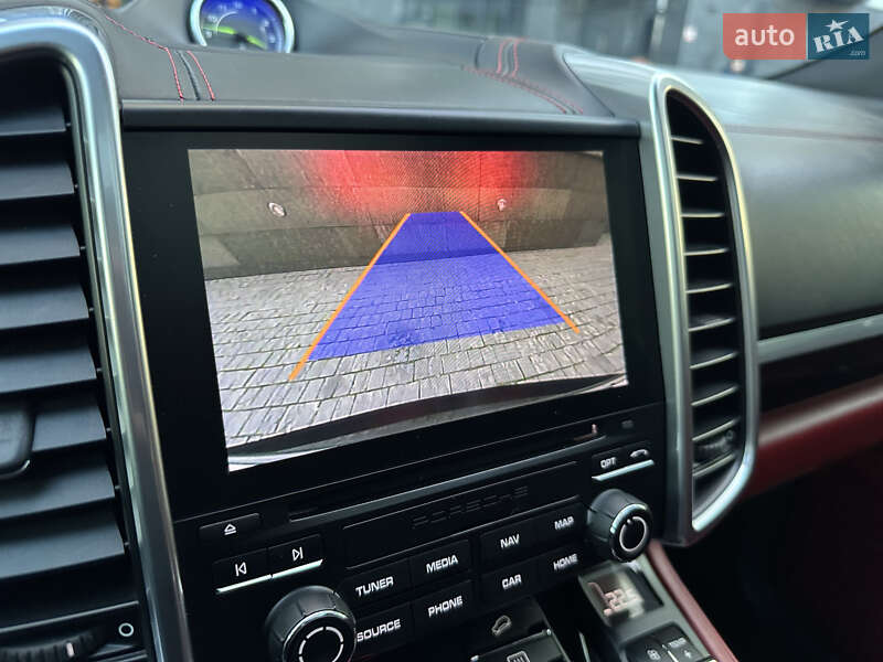 Внедорожник / Кроссовер Porsche Cayenne 2017 в Киеве фото 36 Внедорожник / Кроссовер Porsche Cayenne 2017 в Киеве