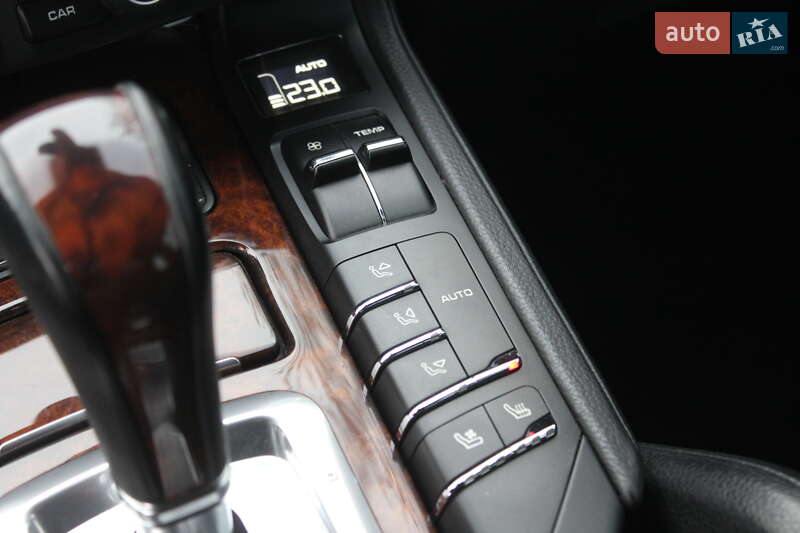 Внедорожник / Кроссовер Porsche Cayenne 2011 в Днепре фото 46 Внедорожник / Кроссовер Porsche Cayenne 2011 в Днепре