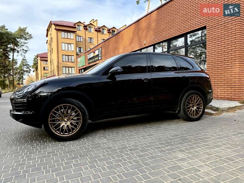 Внедорожник / Кроссовер Porsche Cayenne 2011 в Нетешине фото 3 Внедорожник / Кроссовер Porsche Cayenne 2011 в Нетешине