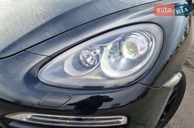 Внедорожник / Кроссовер Porsche Cayenne 2013 в Ровно