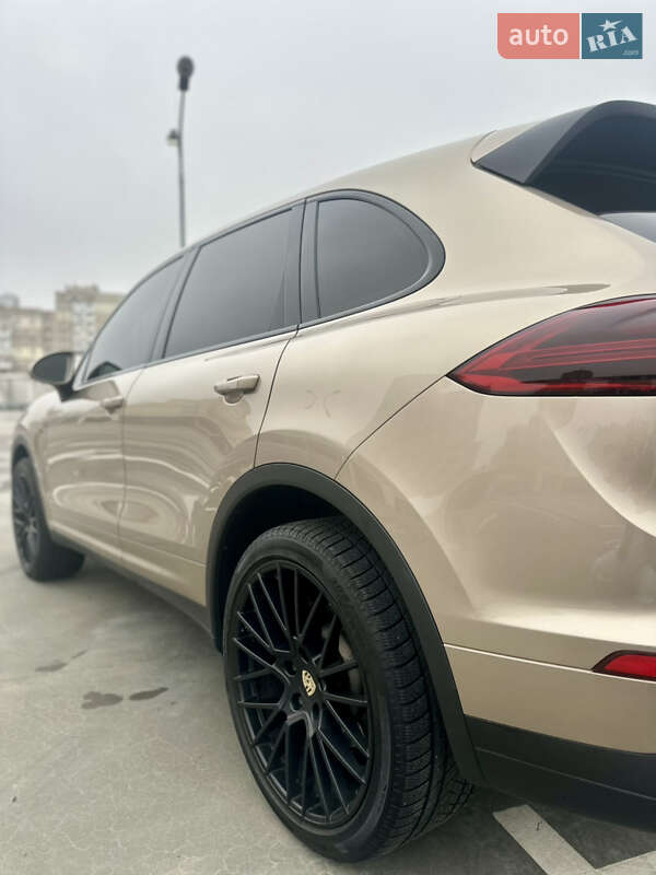 Позашляховик / Кросовер Porsche Cayenne 2014 в Києві фото 6 Позашляховик / Кросовер Porsche Cayenne 2014 в Києві