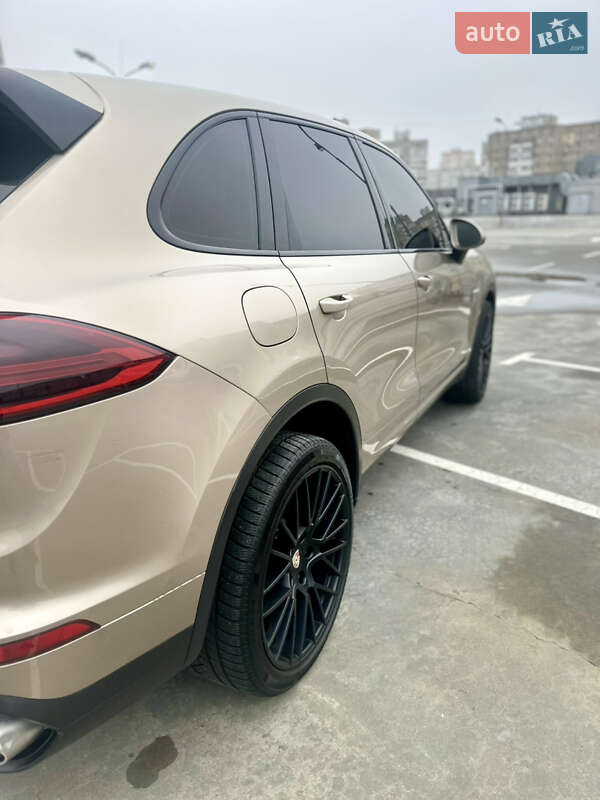 Позашляховик / Кросовер Porsche Cayenne 2014 в Києві фото 11 Позашляховик / Кросовер Porsche Cayenne 2014 в Києві