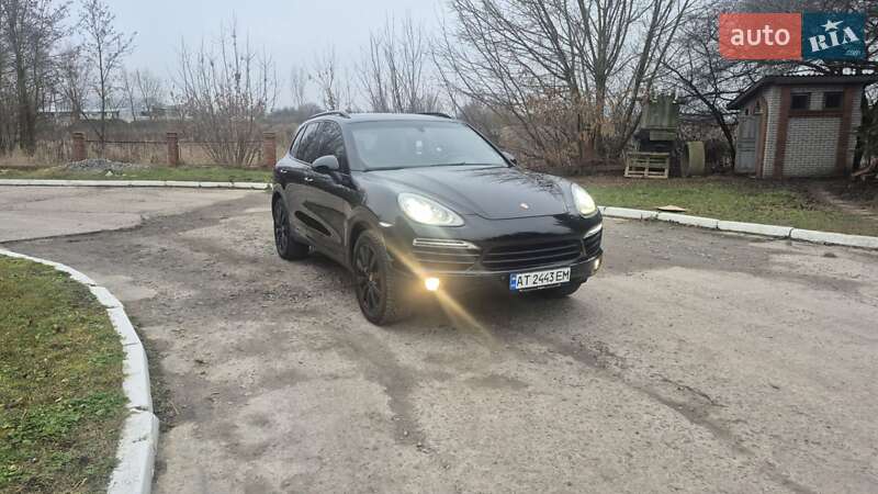 Внедорожник / Кроссовер Porsche Cayenne 2012 в Бердичеве
