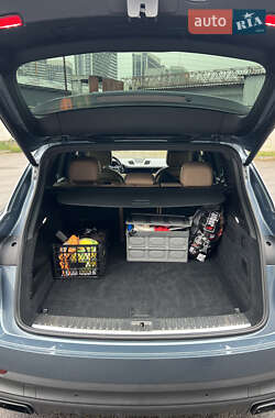 Внедорожник / Кроссовер Porsche Cayenne 2018 в Киеве