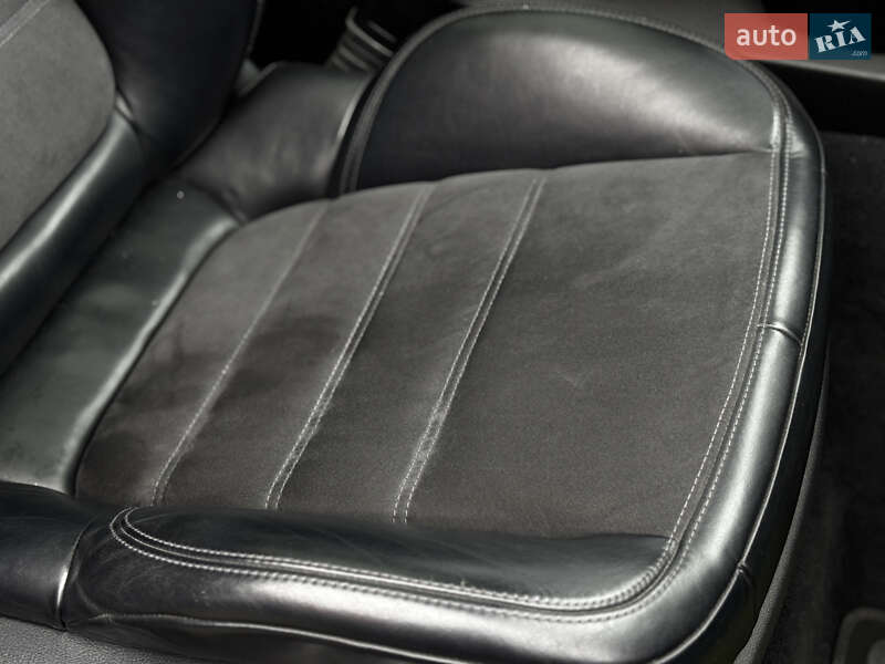 Внедорожник / Кроссовер Porsche Cayenne 2016 в Львове фото 38 Внедорожник / Кроссовер Porsche Cayenne 2016 в Львове