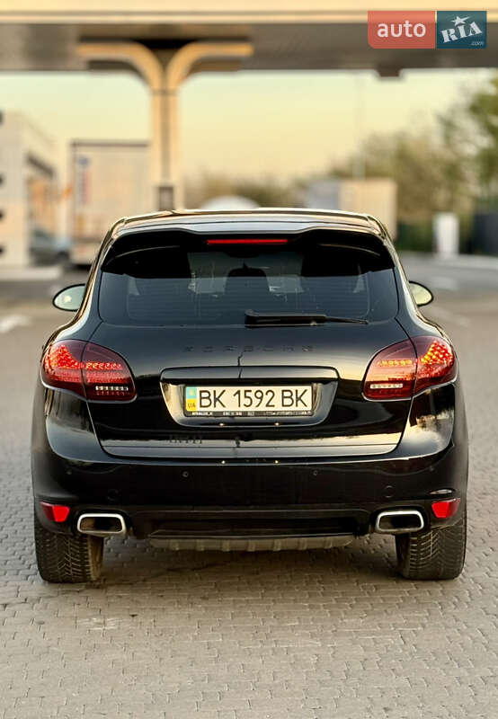 Внедорожник / Кроссовер Porsche Cayenne 2011 в Ровно фото 25 Внедорожник / Кроссовер Porsche Cayenne 2011 в Ровно