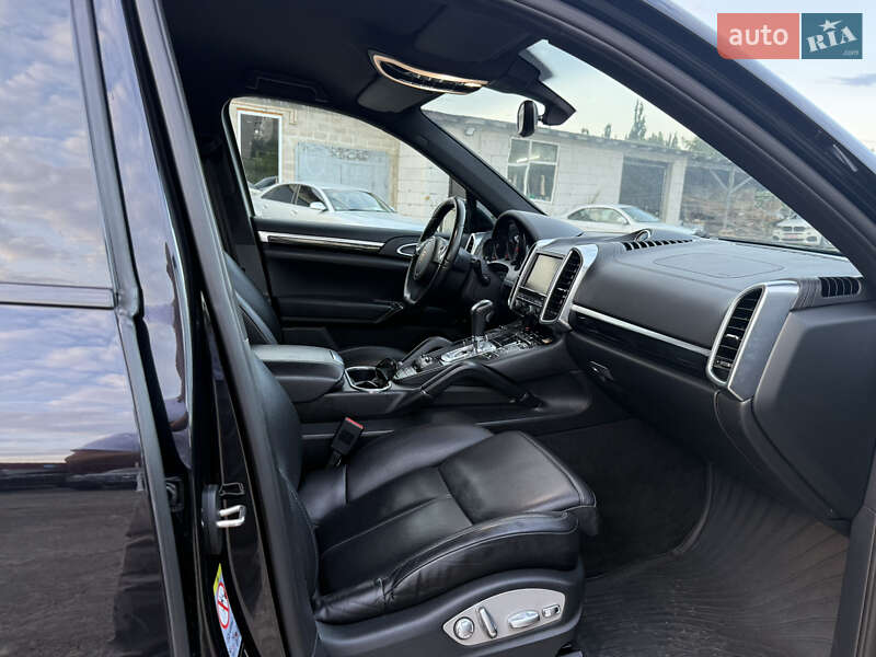 Внедорожник / Кроссовер Porsche Cayenne 2011 в Ровно фото 51 Внедорожник / Кроссовер Porsche Cayenne 2011 в Ровно