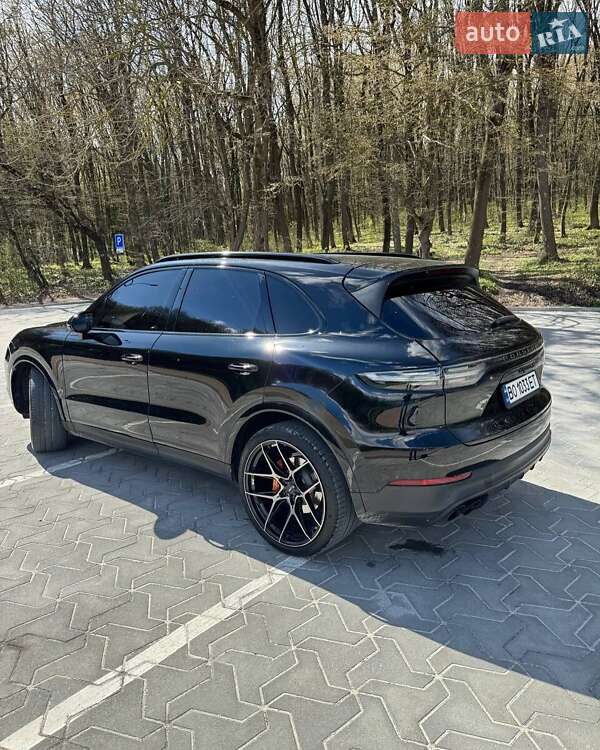 Внедорожник / Кроссовер Porsche Cayenne 2018 в Львове фото 2 Внедорожник / Кроссовер Porsche Cayenne 2018 в Львове