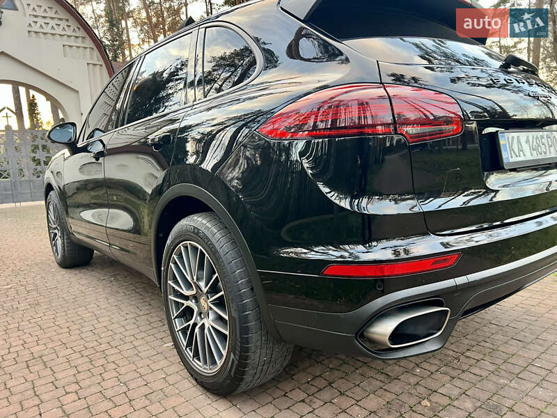 Внедорожник / Кроссовер Porsche Cayenne 2015 в Киеве фото 109 Внедорожник / Кроссовер Porsche Cayenne 2015 в Киеве