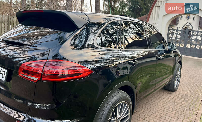 Внедорожник / Кроссовер Porsche Cayenne 2015 в Киеве фото 116 Внедорожник / Кроссовер Porsche Cayenne 2015 в Киеве