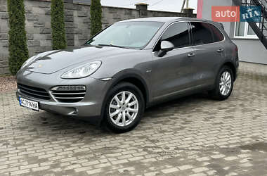 Позашляховик / Кросовер Porsche Cayenne 2012 в Луцьку