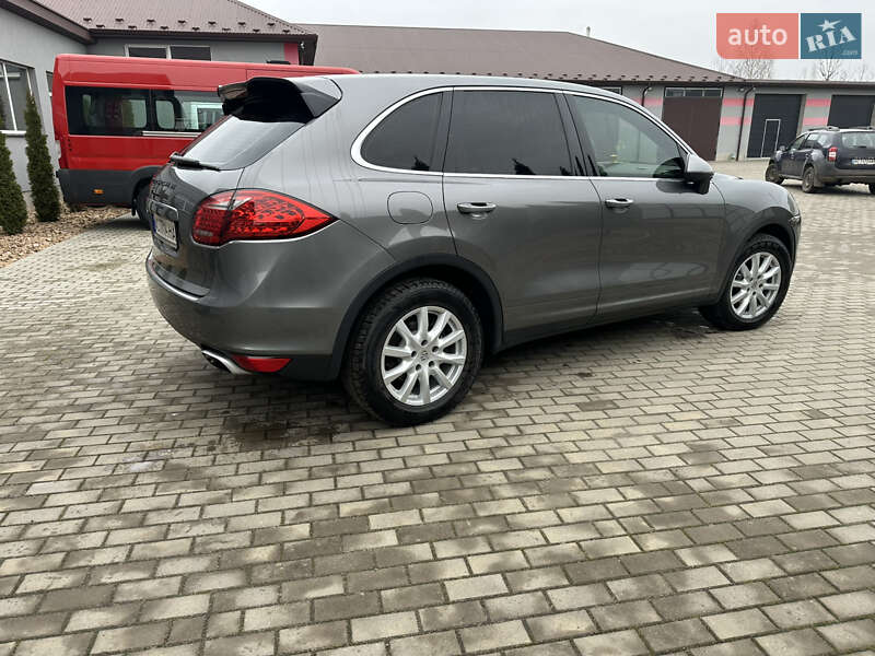 Внедорожник / Кроссовер Porsche Cayenne 2012 в Луцке фото 9 Внедорожник / Кроссовер Porsche Cayenne 2012 в Луцке