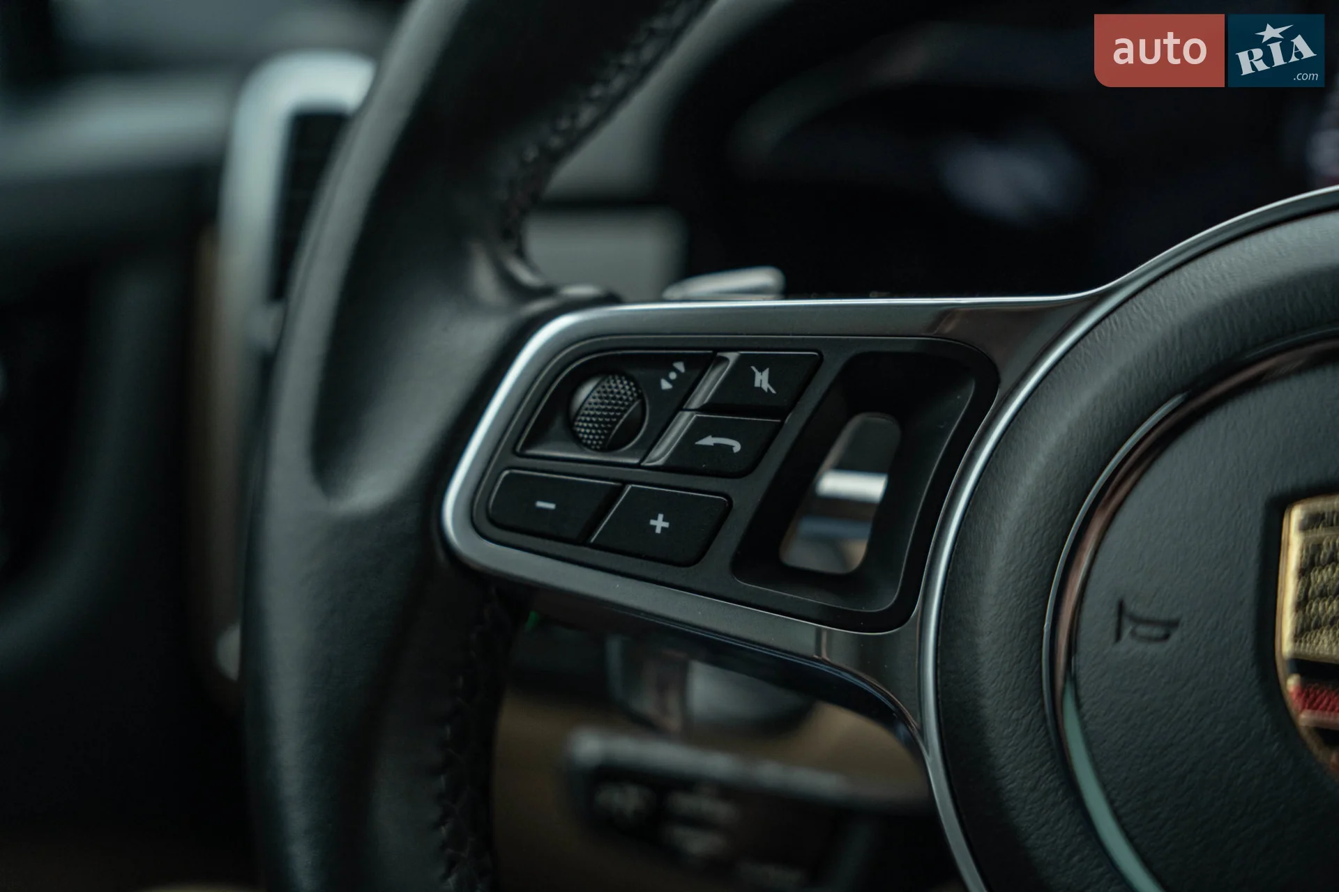 2019 Porsche Cayenne - мініатюра 28