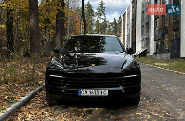 Позашляховик / Кросовер Porsche Cayenne 2019 в Києві