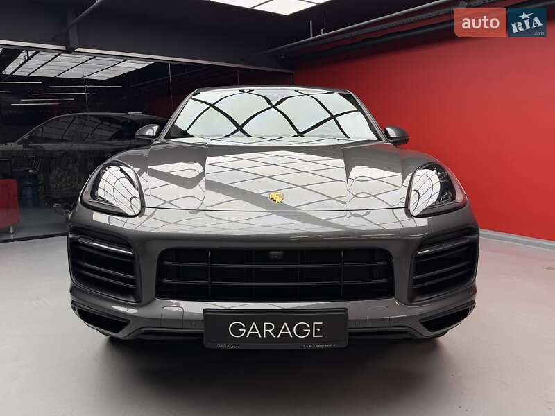 Внедорожник / Кроссовер Porsche Cayenne 2019 в Киеве фото 3 Внедорожник / Кроссовер Porsche Cayenne 2019 в Киеве