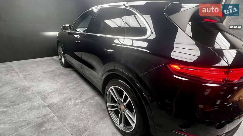 Внедорожник / Кроссовер Porsche Cayenne 2020 в Киеве фото 3 Внедорожник / Кроссовер Porsche Cayenne 2020 в Киеве