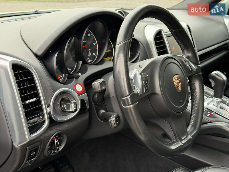 Внедорожник / Кроссовер Porsche Cayenne 2014 в Ковеле