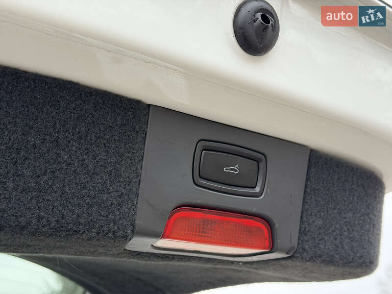 Внедорожник / Кроссовер Porsche Cayenne 2014 в Ковеле