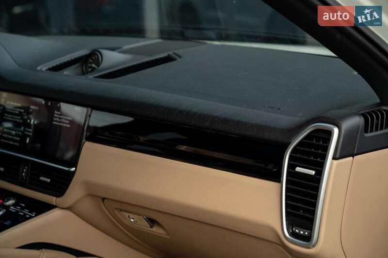 Внедорожник / Кроссовер Porsche Cayenne 2019 в Черновцах фото 53 Внедорожник / Кроссовер Porsche Cayenne 2019 в Черновцах