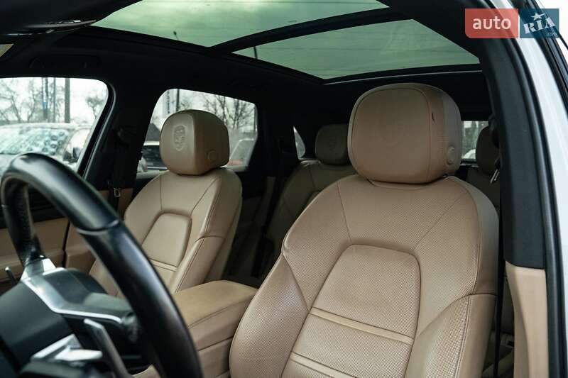 Внедорожник / Кроссовер Porsche Cayenne 2019 в Черновцах фото 57 Внедорожник / Кроссовер Porsche Cayenne 2019 в Черновцах