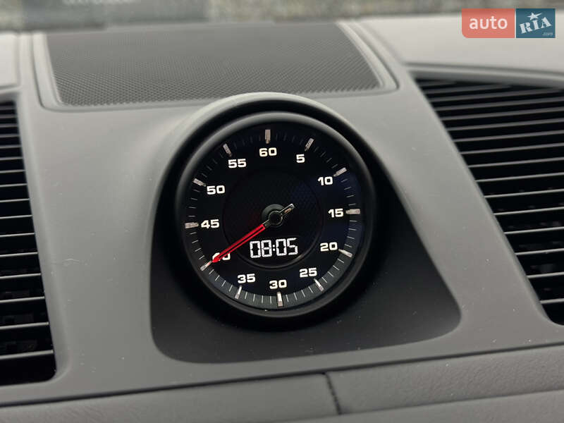 Внедорожник / Кроссовер Porsche Cayenne 2019 в Ужгороде