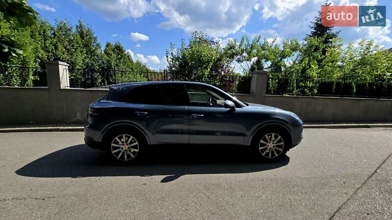 Позашляховик / Кросовер Porsche Cayenne 2019 в Києві
