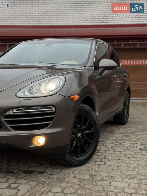 Внедорожник / Кроссовер Porsche Cayenne 2013 в Тернополе фото 19 Внедорожник / Кроссовер Porsche Cayenne 2013 в Тернополе
