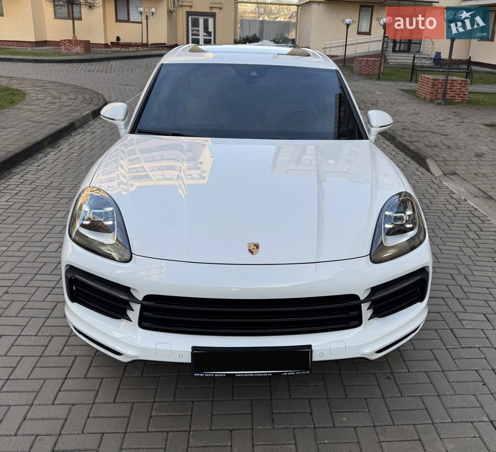 2017 Porsche Cayenne - мініатюра 14