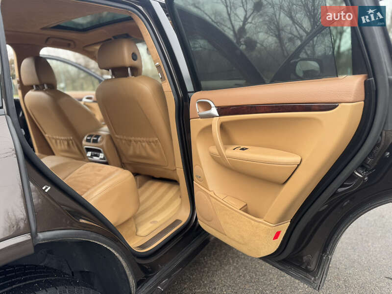 Внедорожник / Кроссовер Porsche Cayenne 2010 в Киеве фото 57 Внедорожник / Кроссовер Porsche Cayenne 2010 в Киеве