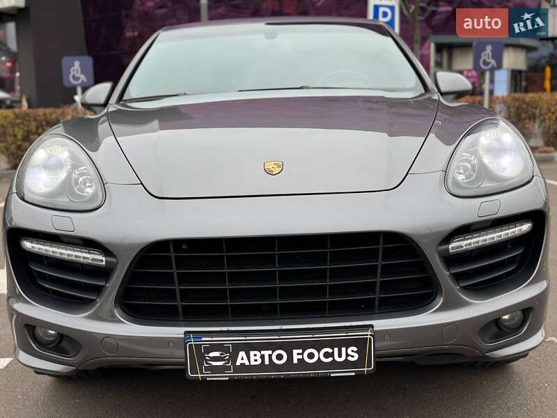 Внедорожник / Кроссовер Porsche Cayenne 2012 в Киеве фото 3 Внедорожник / Кроссовер Porsche Cayenne 2012 в Киеве