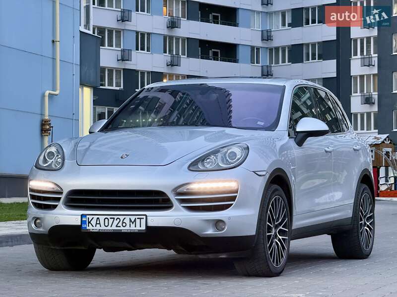 Внедорожник / Кроссовер Porsche Cayenne 2013 в Одессе