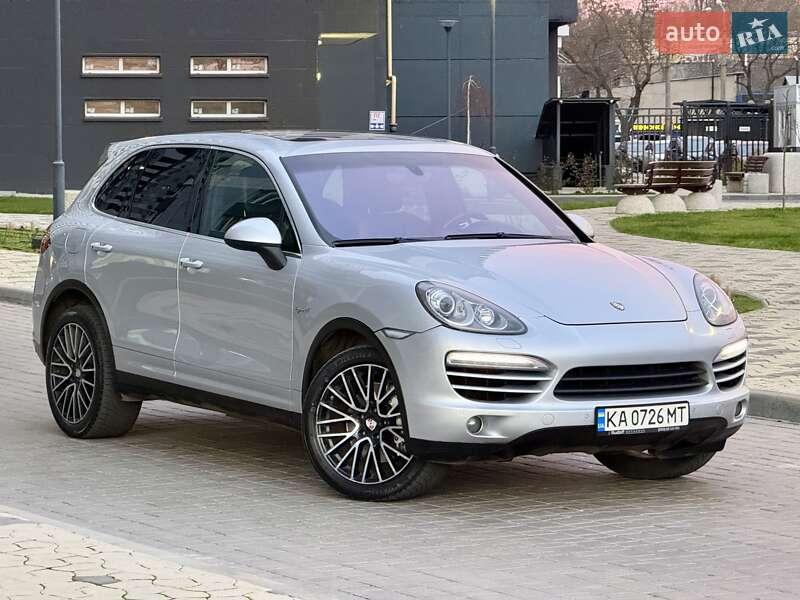 Внедорожник / Кроссовер Porsche Cayenne 2013 в Одессе