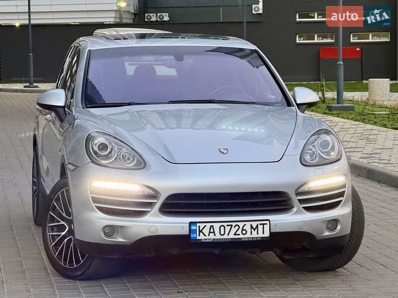 Внедорожник / Кроссовер Porsche Cayenne 2013 в Одессе