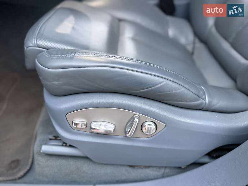 Внедорожник / Кроссовер Porsche Cayenne 2011 в Днепре