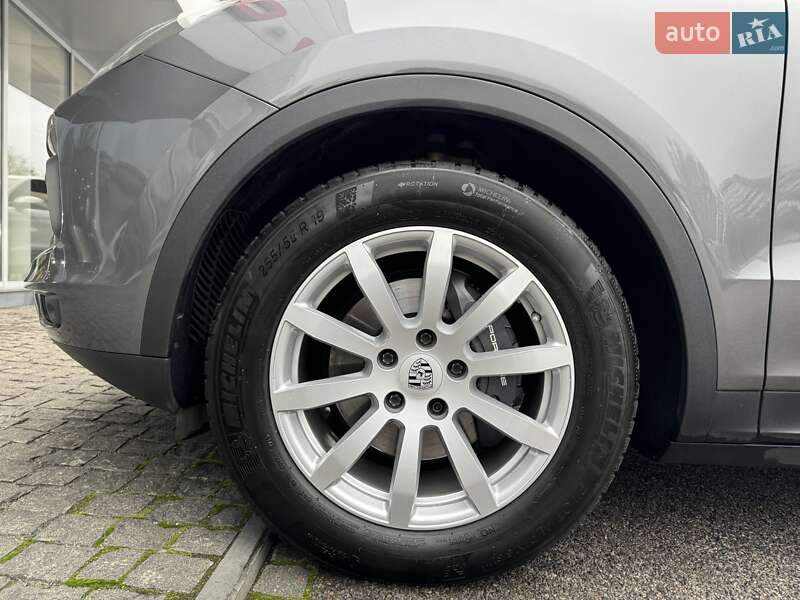 Внедорожник / Кроссовер Porsche Cayenne 2020 в Днепре фото 11 Внедорожник / Кроссовер Porsche Cayenne 2020 в Днепре