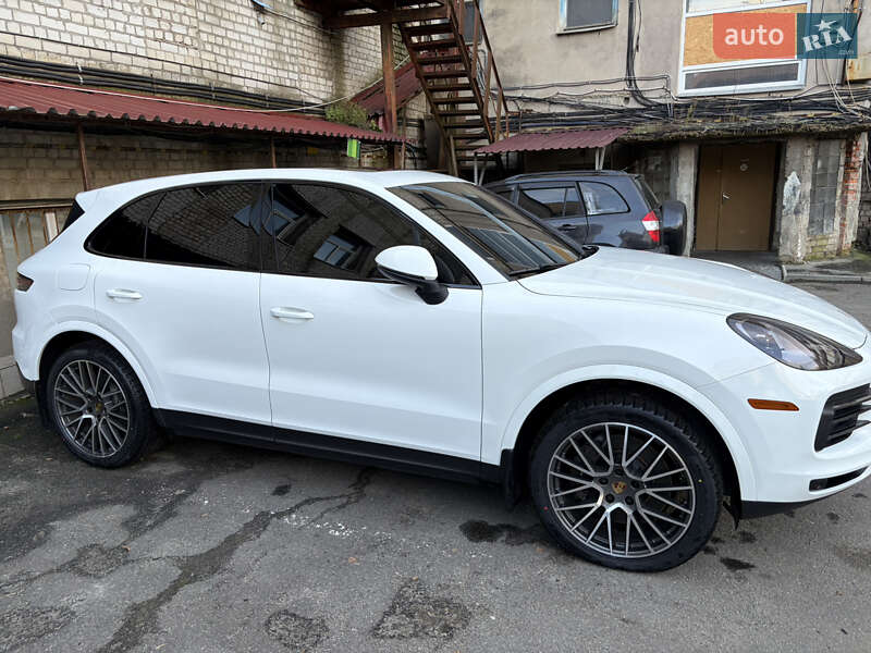 Внедорожник / Кроссовер Porsche Cayenne 2021 в Харькове