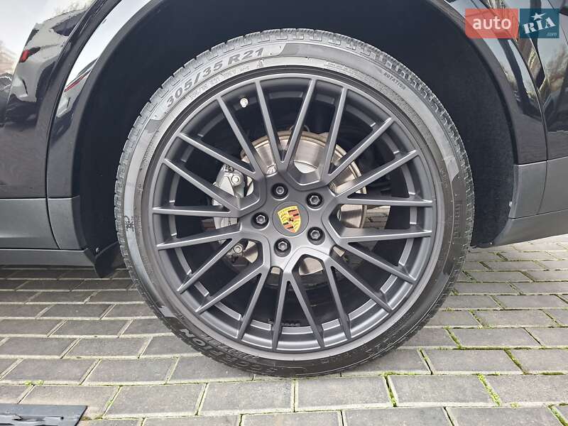Внедорожник / Кроссовер Porsche Cayenne 2017 в Одессе фото 26 Внедорожник / Кроссовер Porsche Cayenne 2017 в Одессе