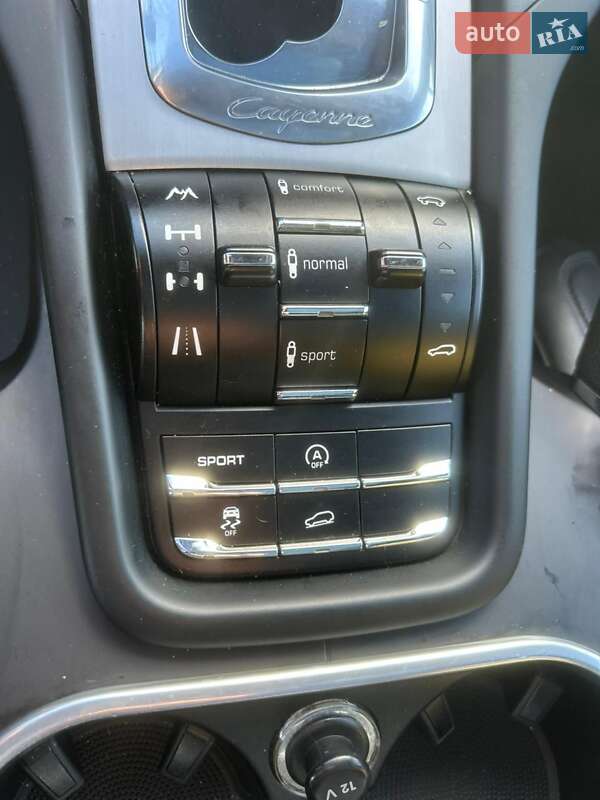 Внедорожник / Кроссовер Porsche Cayenne 2012 в Киеве фото 18 Внедорожник / Кроссовер Porsche Cayenne 2012 в Киеве