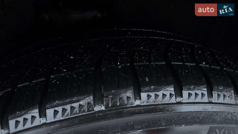 Внедорожник / Кроссовер Porsche Cayenne 2022 в Полтаве