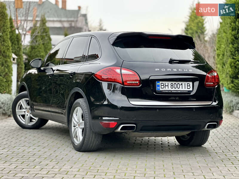 Внедорожник / Кроссовер Porsche Cayenne 2013 в Одессе
