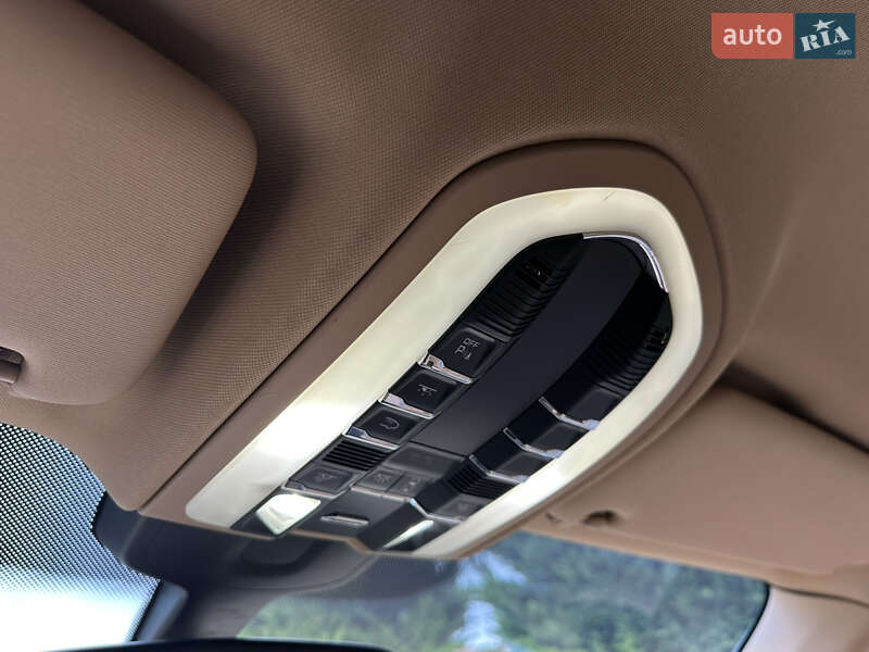 Внедорожник / Кроссовер Porsche Cayenne 2013 в Одессе