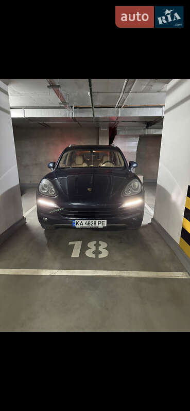 Внедорожник / Кроссовер Porsche Cayenne 2013 в Киеве фото 10 Внедорожник / Кроссовер Porsche Cayenne 2013 в Киеве