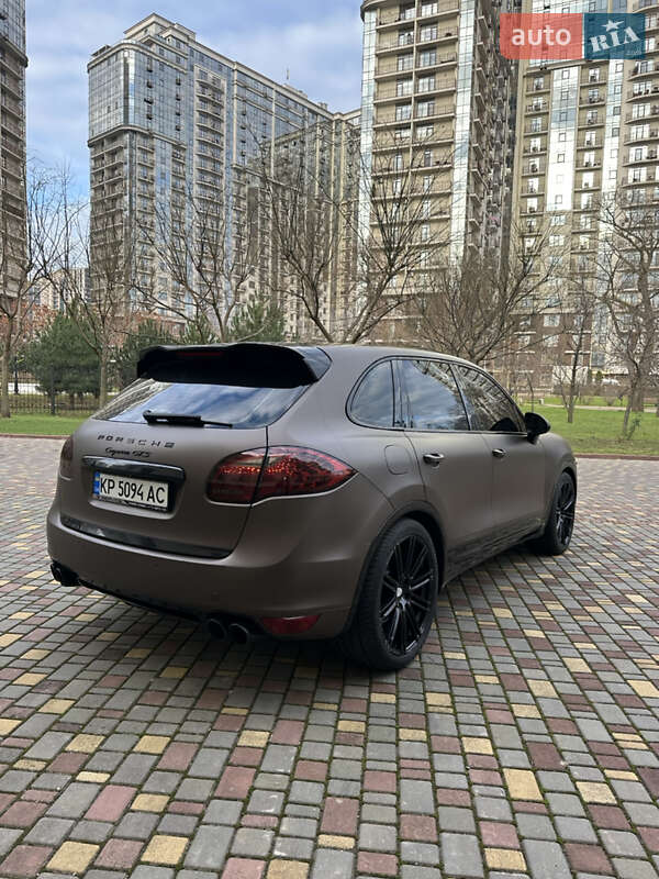 Внедорожник / Кроссовер Porsche Cayenne 2010 в Одессе