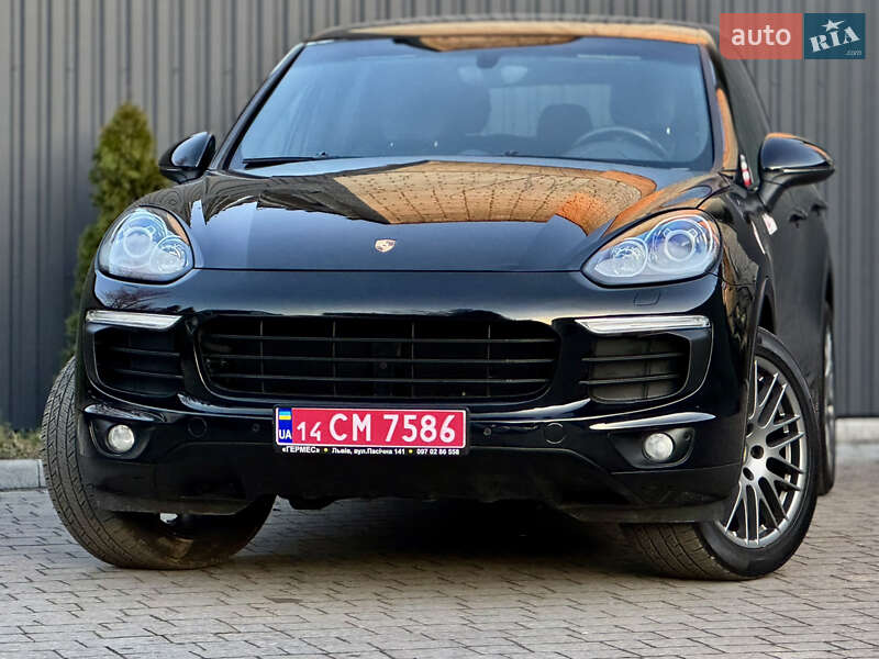 Внедорожник / Кроссовер Porsche Cayenne 2017 в Львове