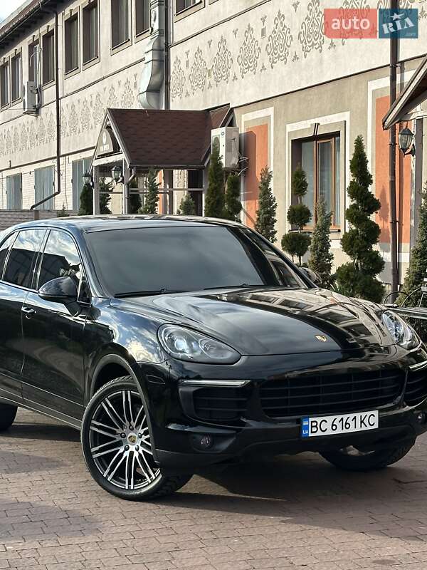 Внедорожник / Кроссовер Porsche Cayenne 2017 в Стрые фото 86 Внедорожник / Кроссовер Porsche Cayenne 2017 в Стрые