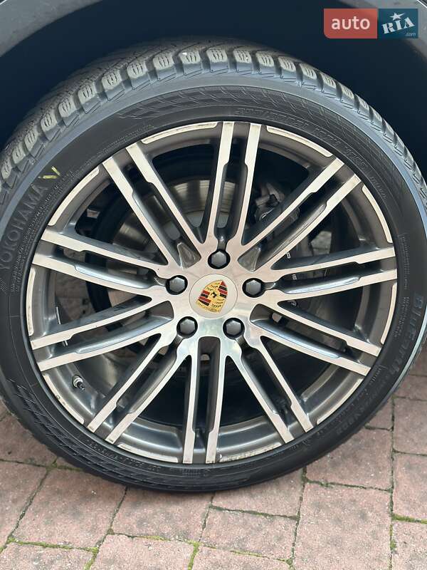 Внедорожник / Кроссовер Porsche Cayenne 2017 в Стрые фото 118 Внедорожник / Кроссовер Porsche Cayenne 2017 в Стрые