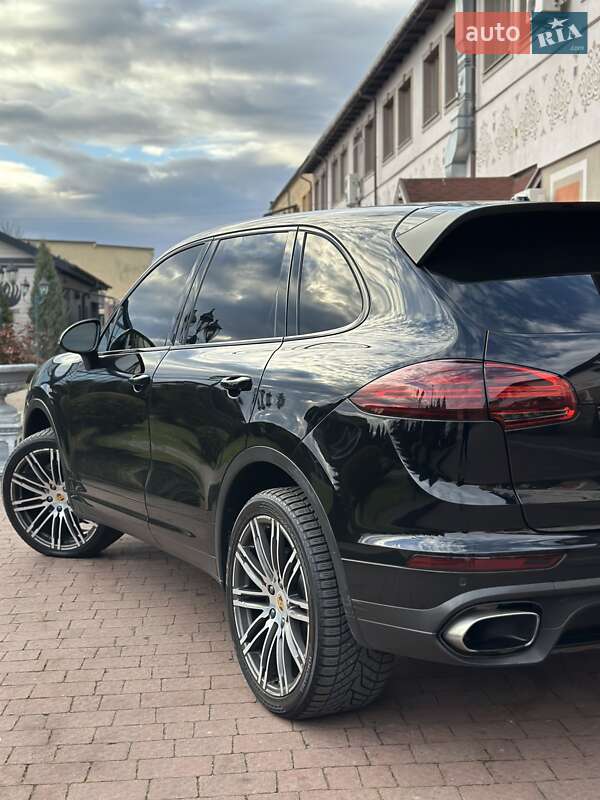 Внедорожник / Кроссовер Porsche Cayenne 2017 в Стрые фото 125 Внедорожник / Кроссовер Porsche Cayenne 2017 в Стрые